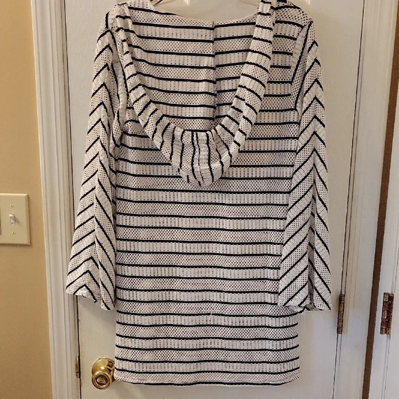 Beach Break Navy & White Hooded Swim Coverup Super Cute!! - Picture 6 of 10